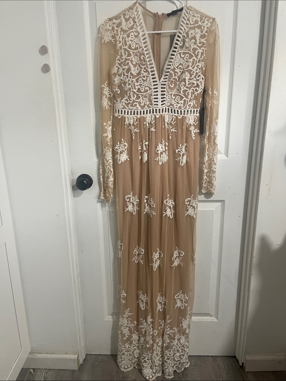 Forever 21 Beige Maxi Dress with White Lace Embroidery
